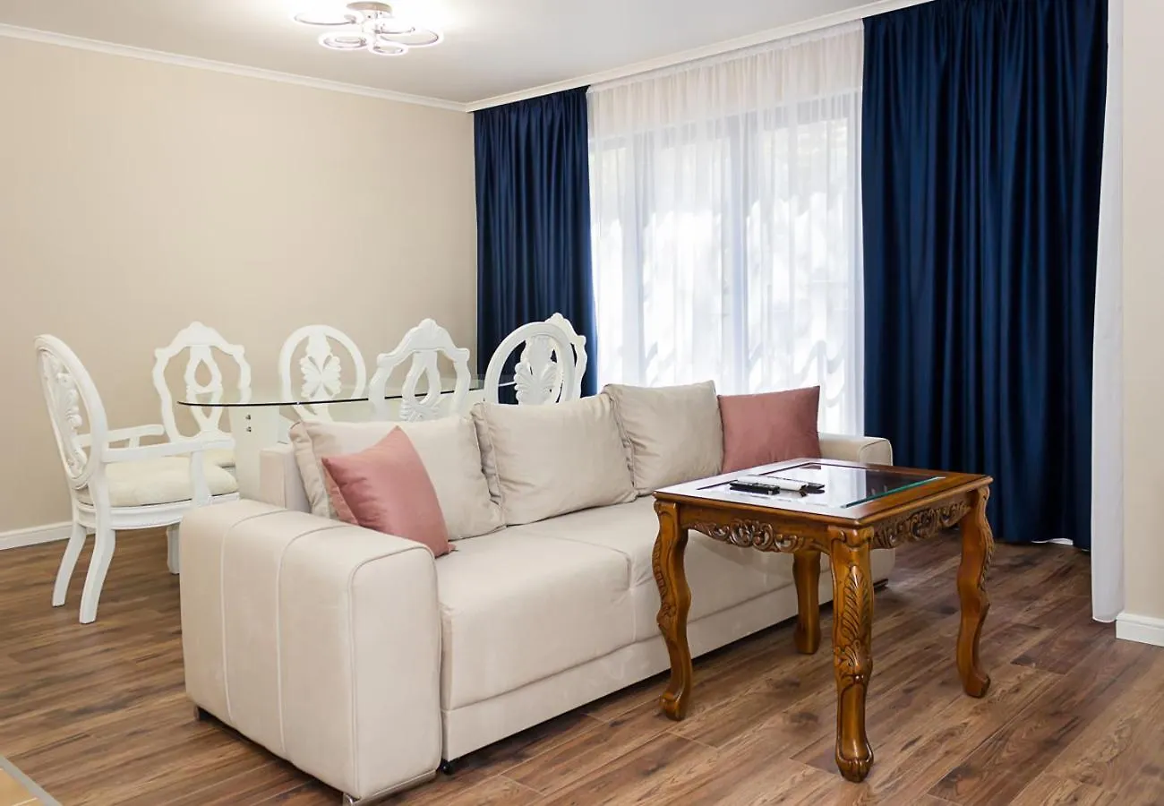 2Bd Home In The Heart Of Varna With Parking - Gold By Flat Mаnаger 0*,  בולגריה
